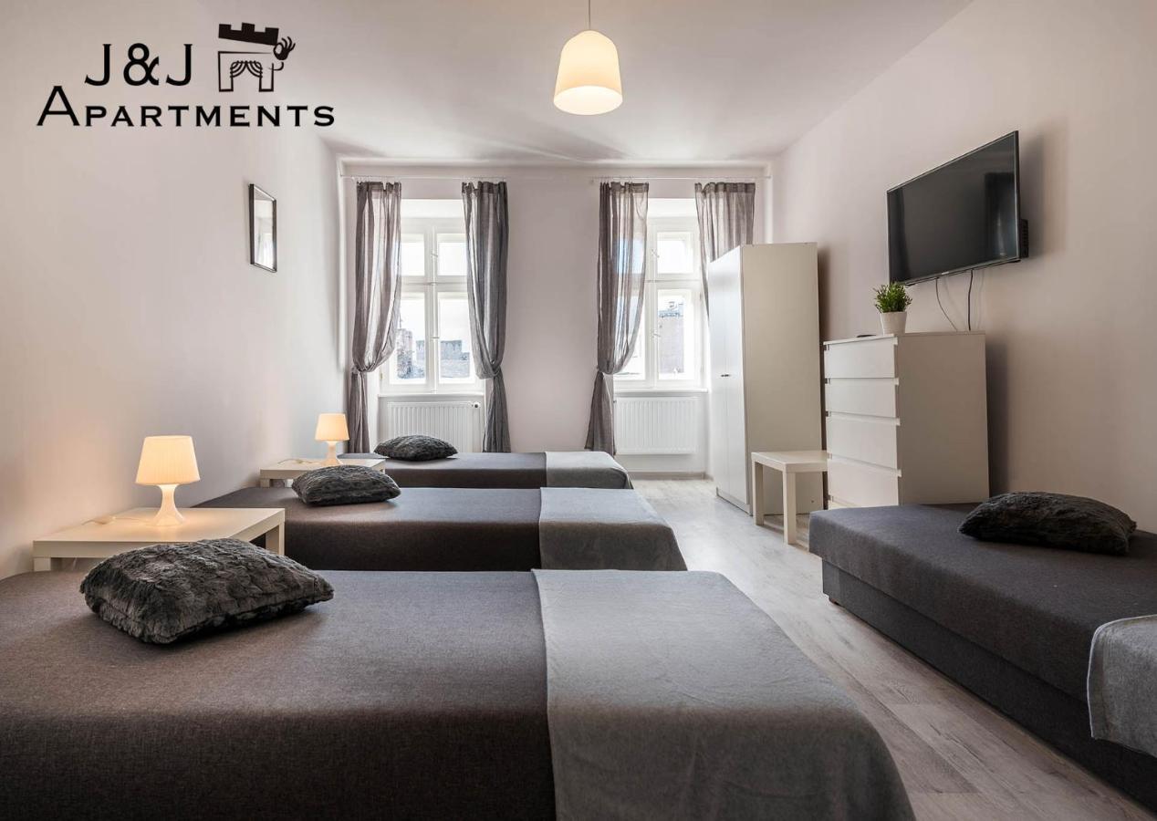 J&J Apartments Lazienna 30 - 12 Torun Exterior photo